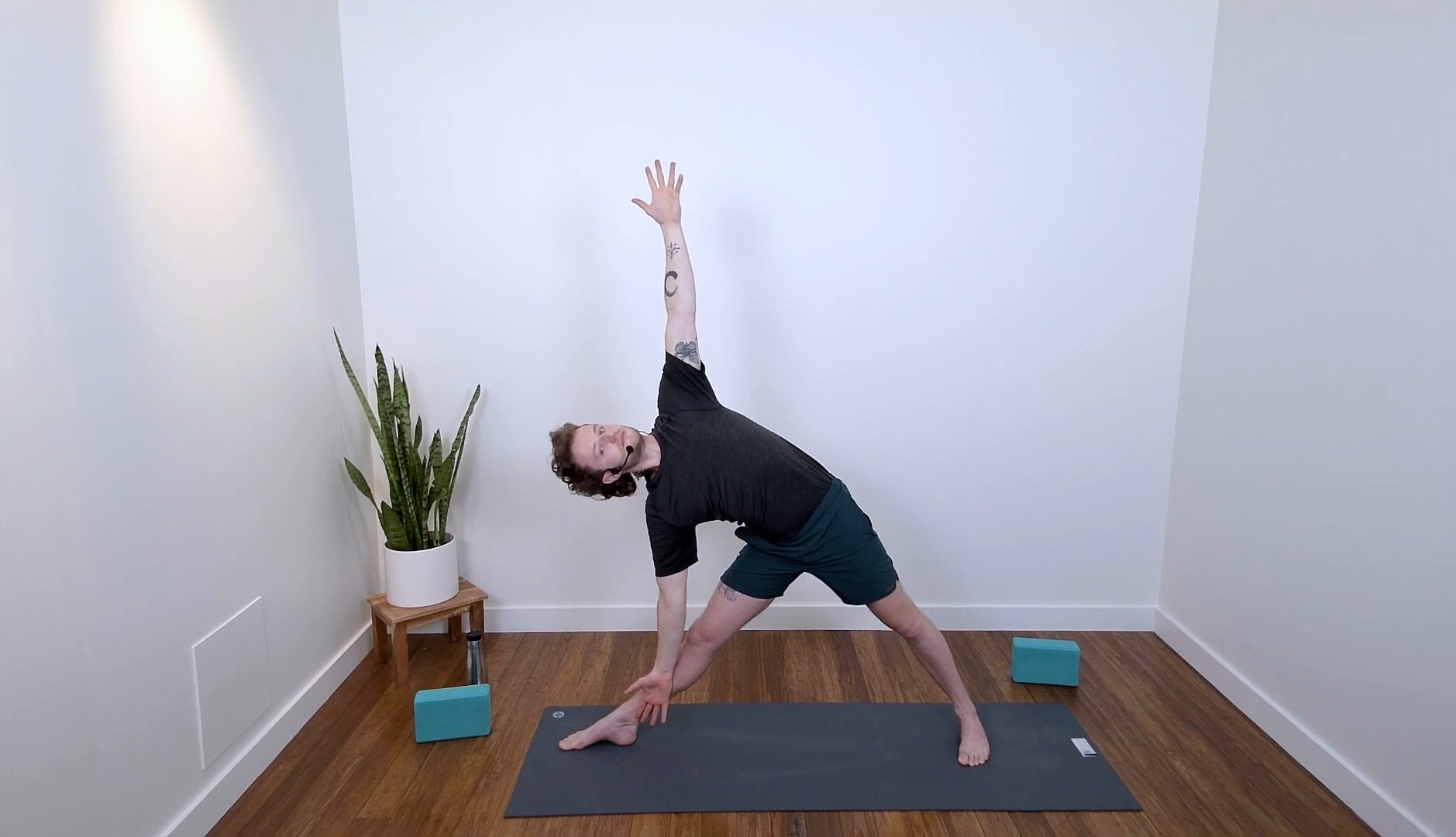 Live Replay: Feel Good Flow (60 min) - with Connor Roff