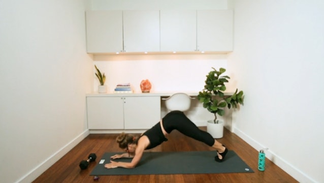 10 Minute Tone: Abs (12 min) - with Chrissy Chequer