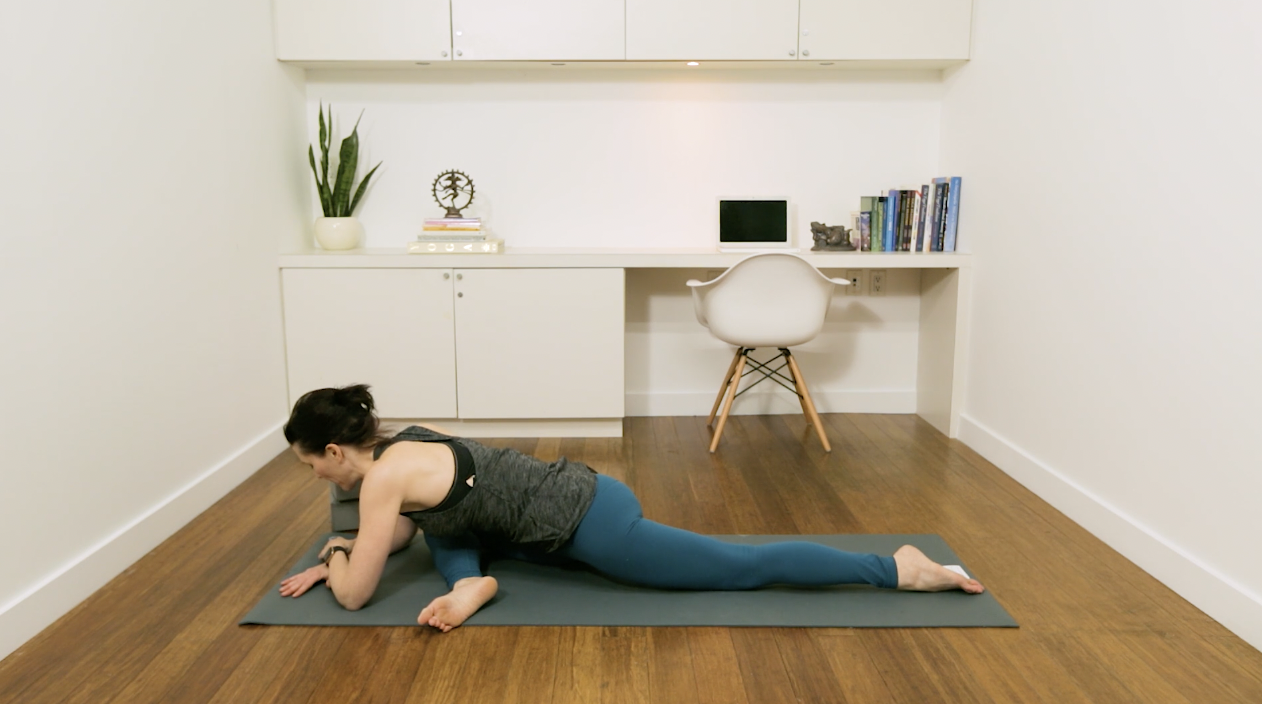 Tutorial: How to do Pigeon Pose (5 min) — with Rachel Scott
