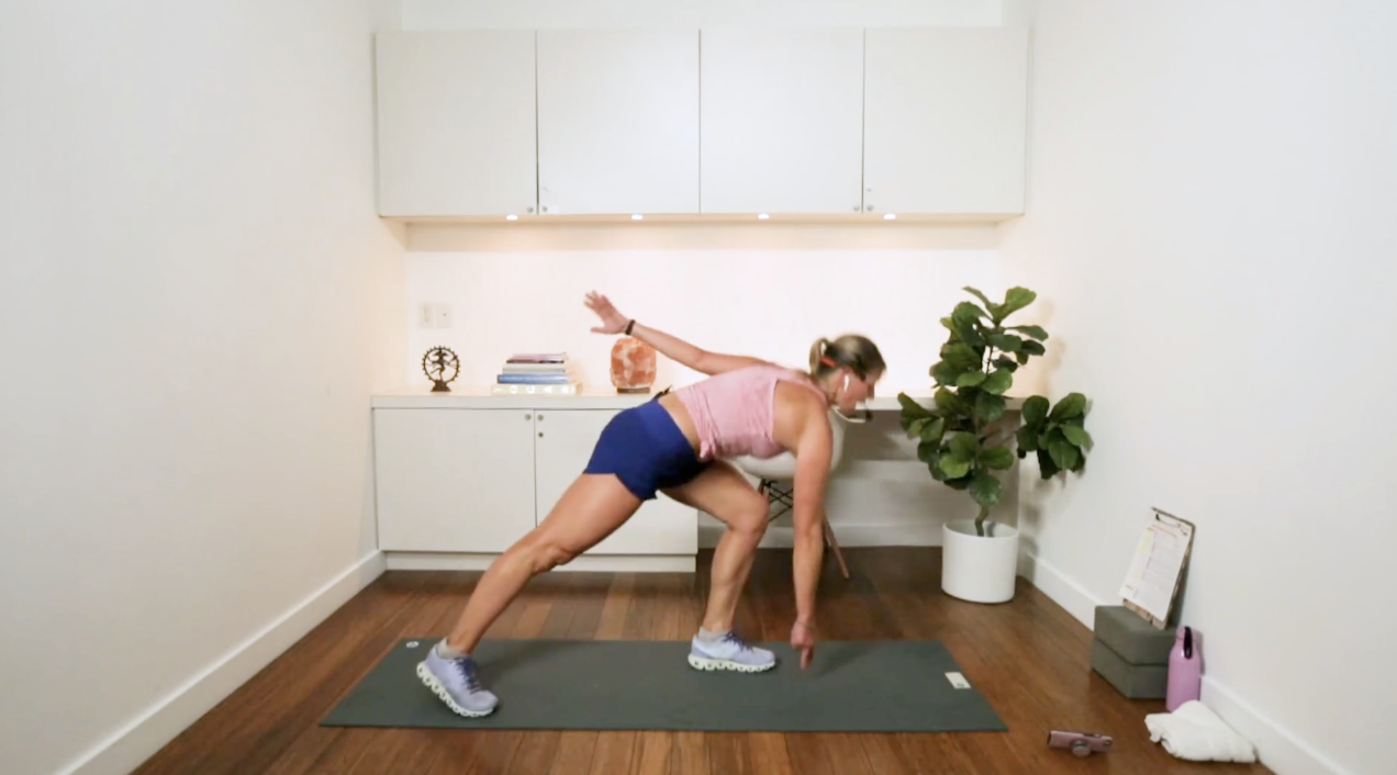 Cardio Blast & Ab Challenge (35 min) - with Hana Weinwurm