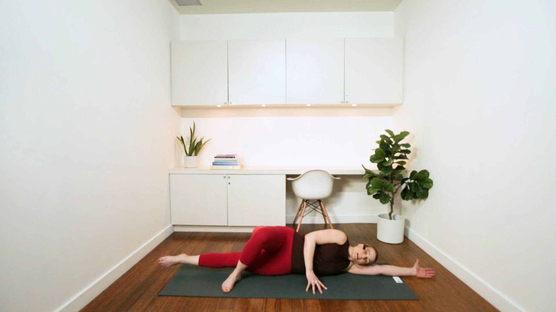 10 Minute Tone: Inner Thigh (10 min) - with Alison Lloyd Nijjar