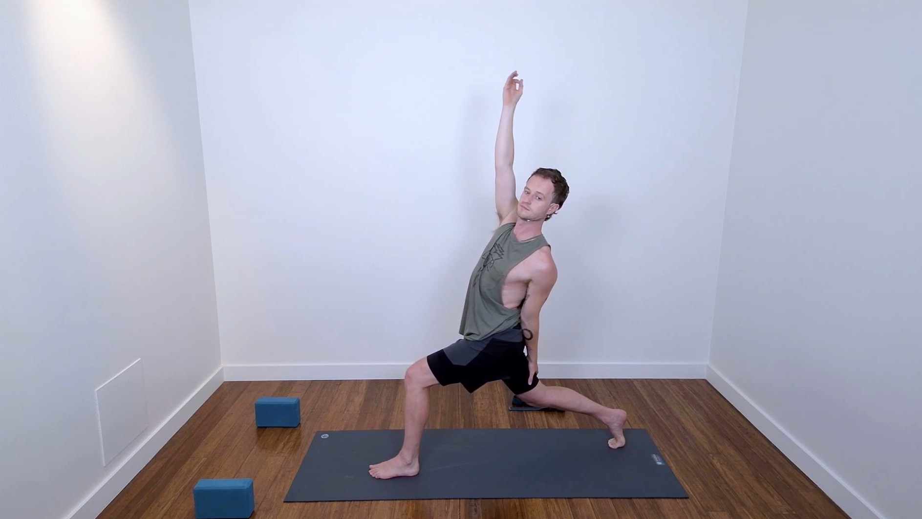 Lengthen & Strengthen Flow Yoga (60 min) - with Connor Roff