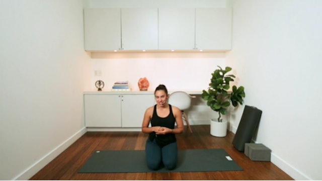 Restorative Yoga & Breathwork (25 min) - with Kyra Morrison