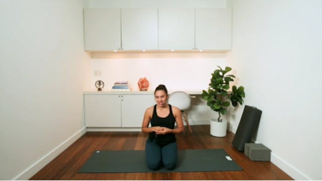 Restorative Yoga & Breathwork (25 min...