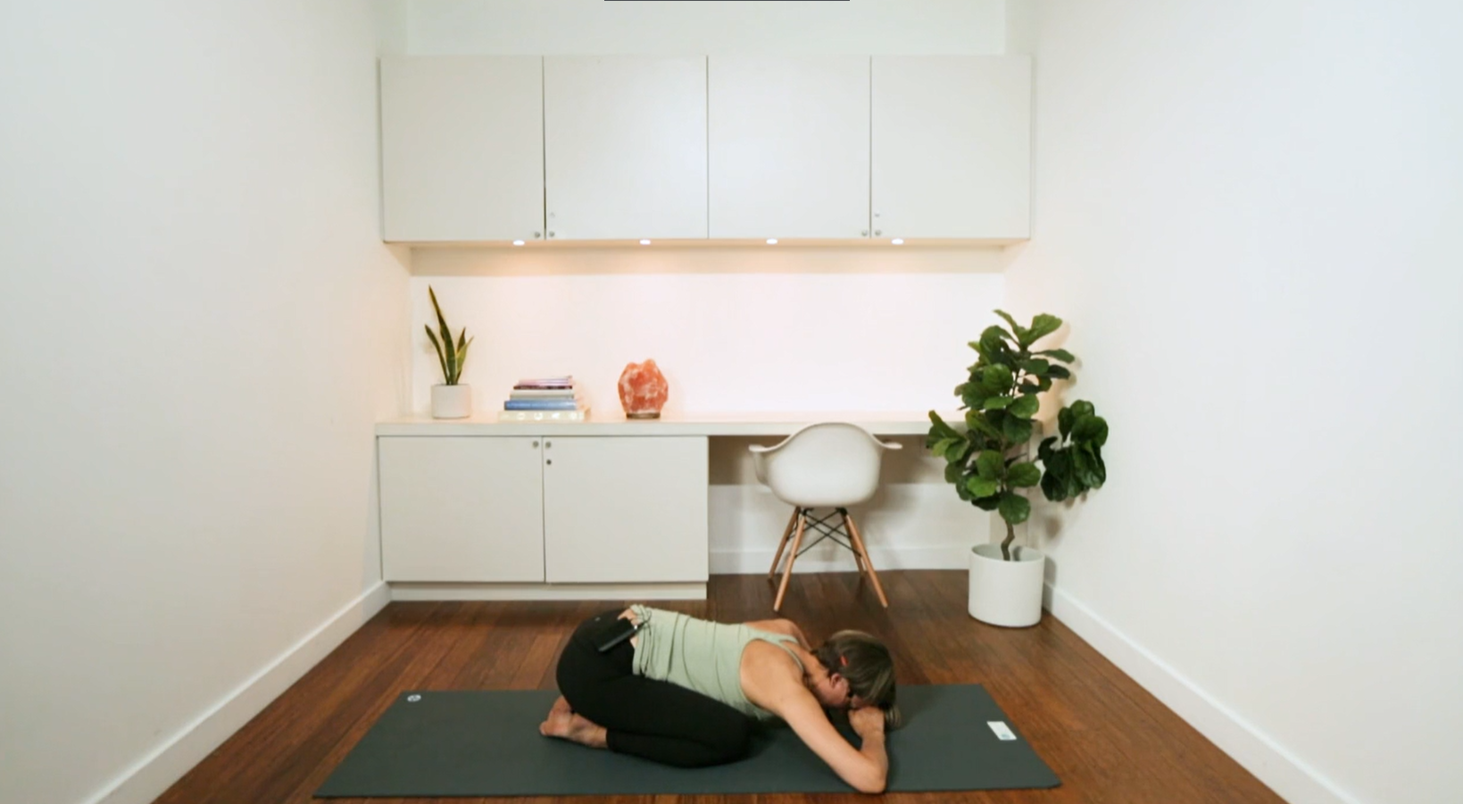 Put Down the Weight of Your Day (20 min) - with Lisa Sanson