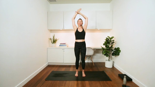 Mat Pilates (30 min) - with Heather Obre