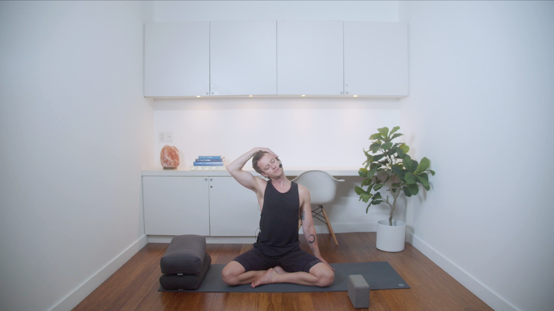 YYOGA at Home Video
