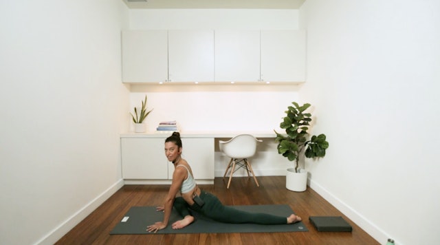 Post Workout Stretch (15 min) - with Alia Mai