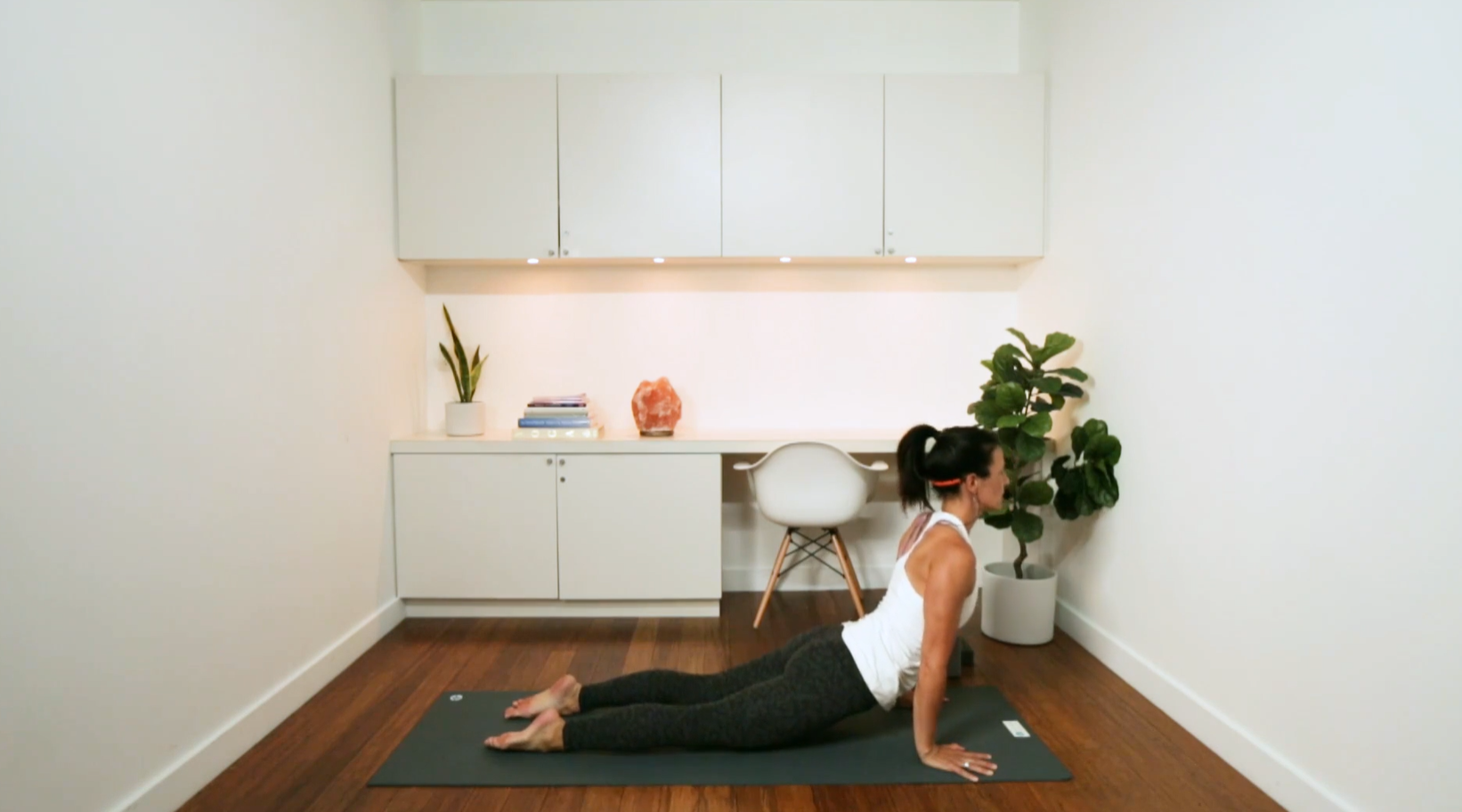 Hot & Spicy Power (65 min) - with Jasmina Egeler