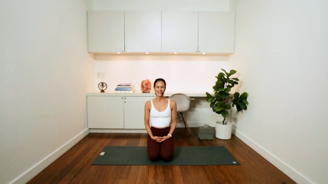 Strong Power Yoga (45 min) - with Jasmina Egeler