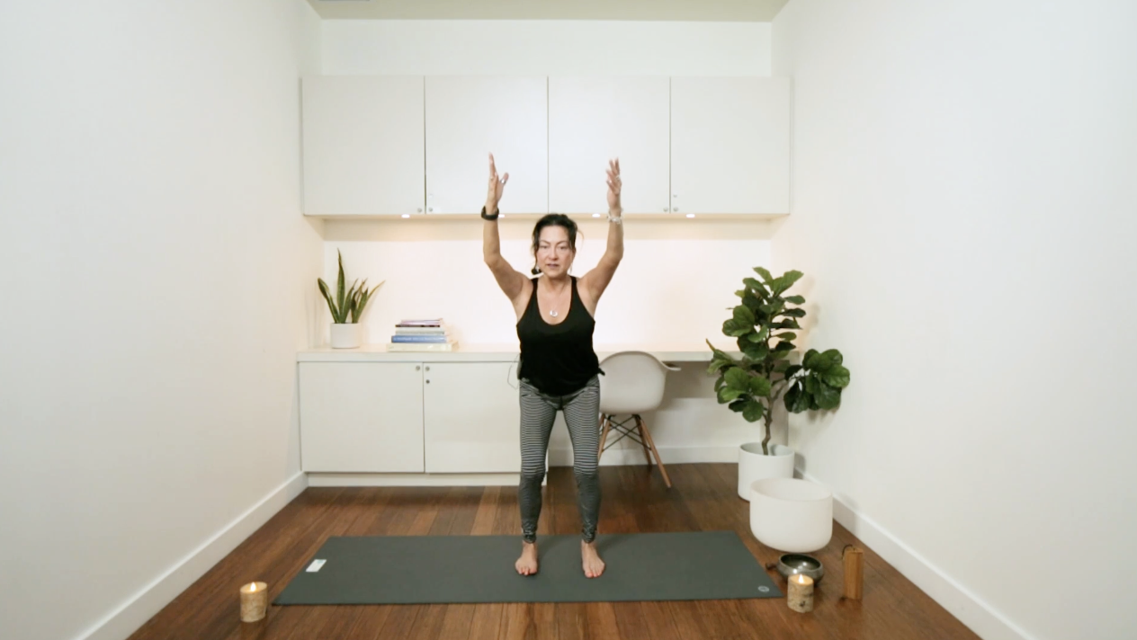 Knee Friendly Hatha & Sound Bowls (30 min) - with Hillary Keegan 