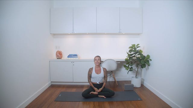 Hatha Yoga for Balance and Unity (30 ...