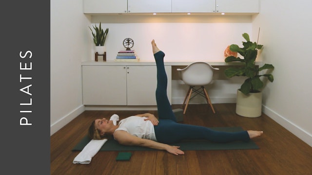 Mat Pilates: Beginner Friendly (35 min) — with Kelly Colleen