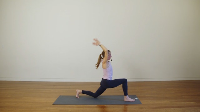 Flow Yoga for Strength and Stamina (30 min) - with Rebecca Hollingworth