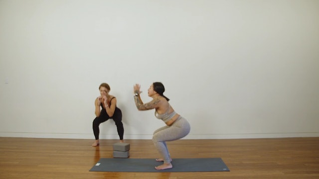 Primal Movement Flow Yoga (50 min) - with Ashley Levii