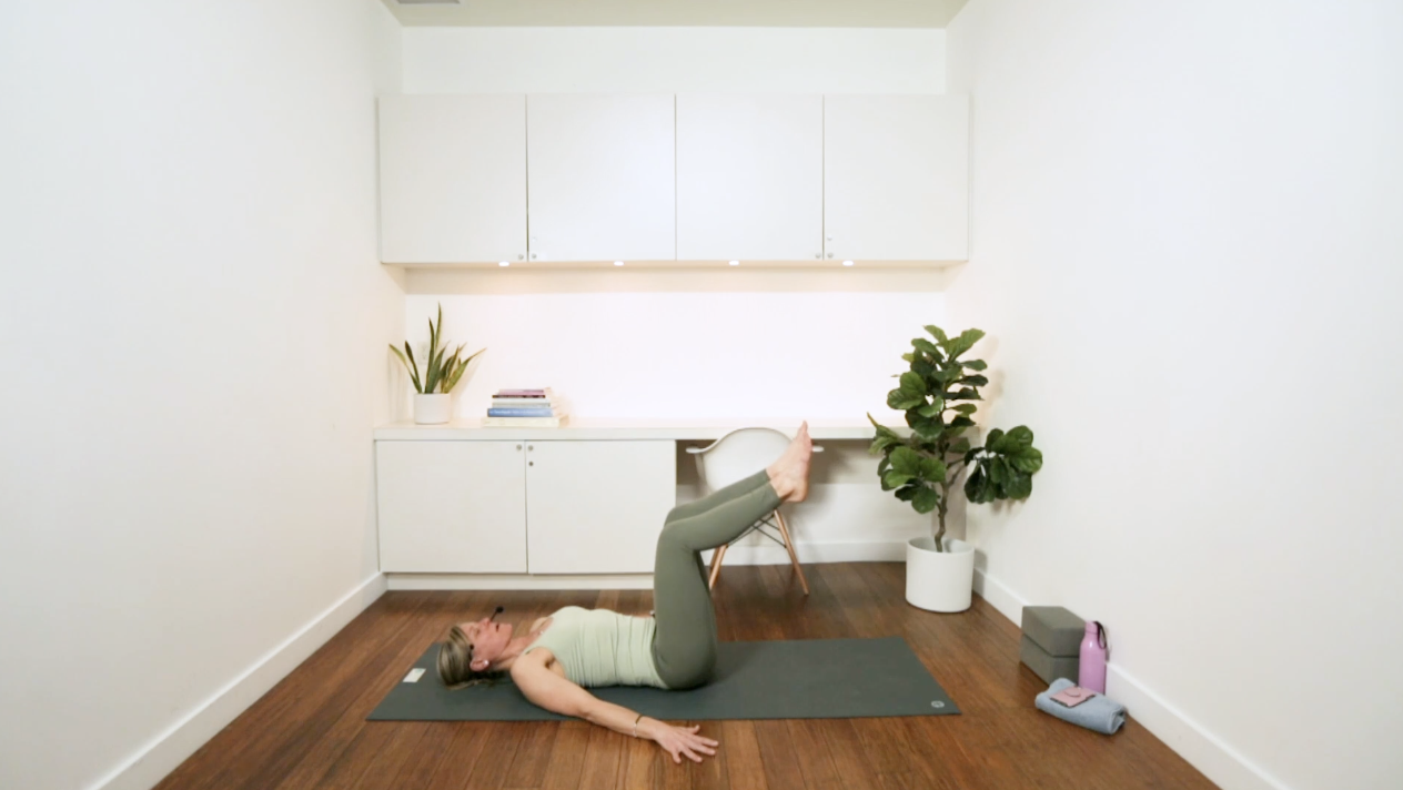 Pilates for Pelvic Floor (10 min) - with Hana Weinwurm