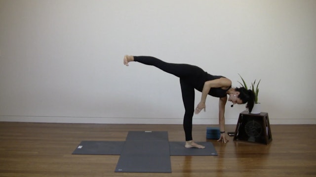 Live Replay: Fiery Power Yoga (75 min) - with Jasmina Egeler