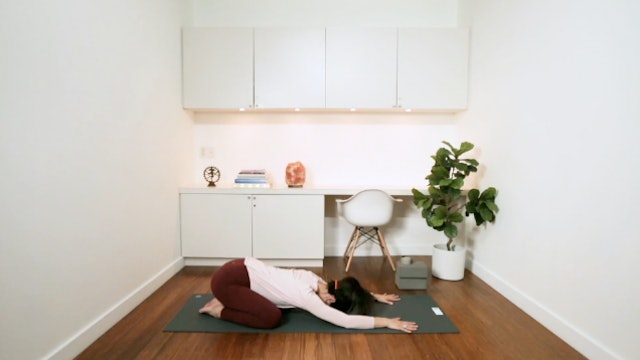 Quick Yoga Tune-Up (35 min) - with Jasmina Egeler