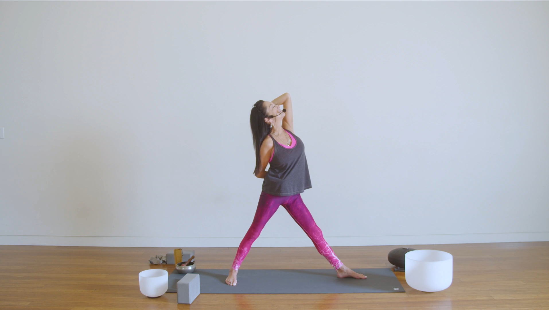 Hatha with Soundbowls for Tranquil Transitions (30 min) - with Hillary Keegan