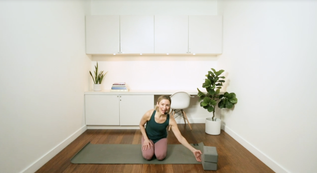 Gentle Hatha (30 min) - with Jayme Burke