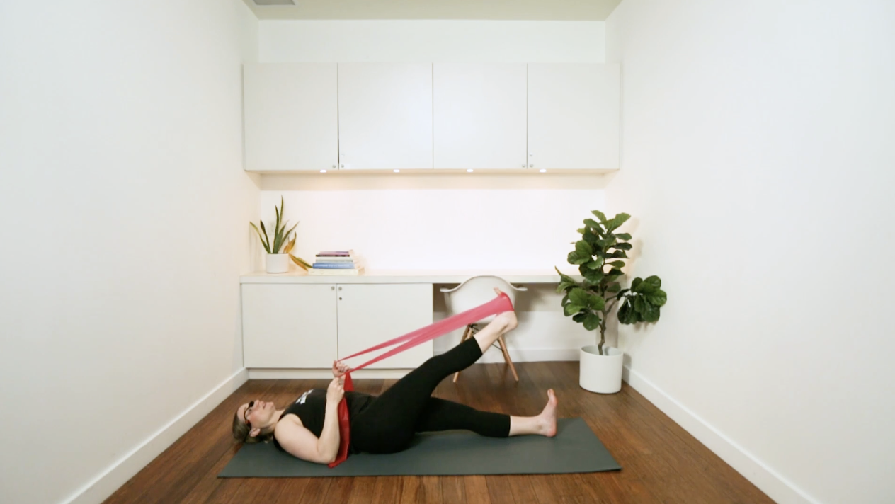 Pilates with Resistance Band (30 min) - with Alison Lloyd-Nijjar