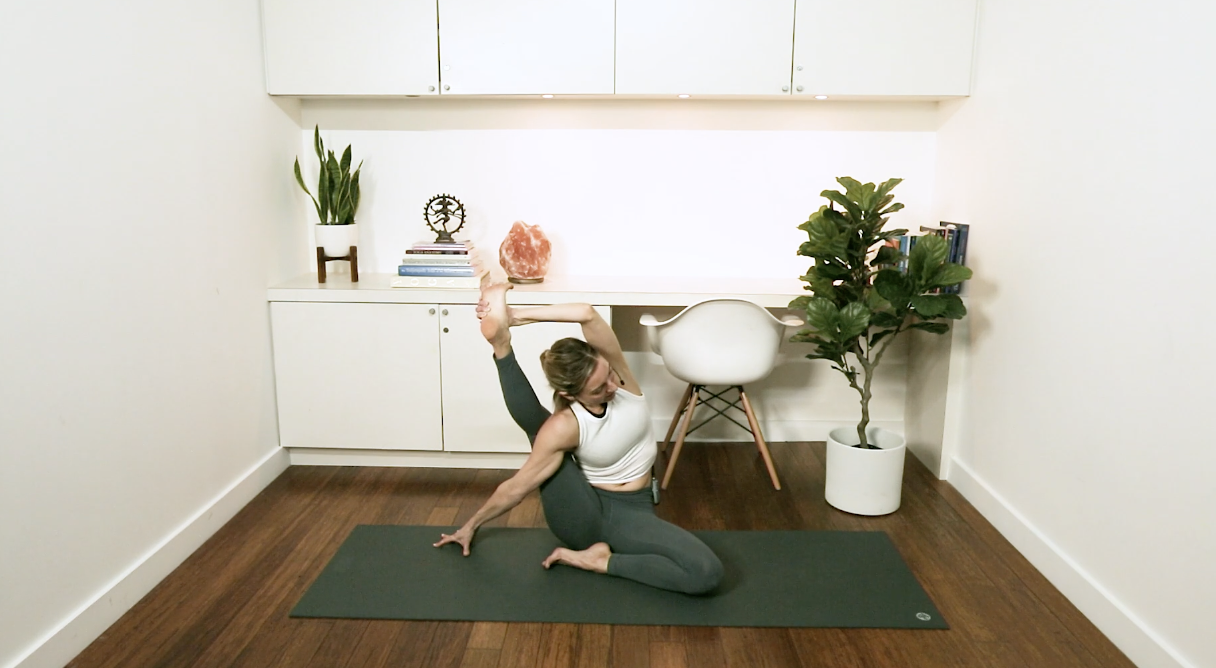 Tutorial: Sundial Pose (7 min) — with Jayme Burke