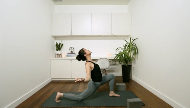 HOME  Yoga with Moon