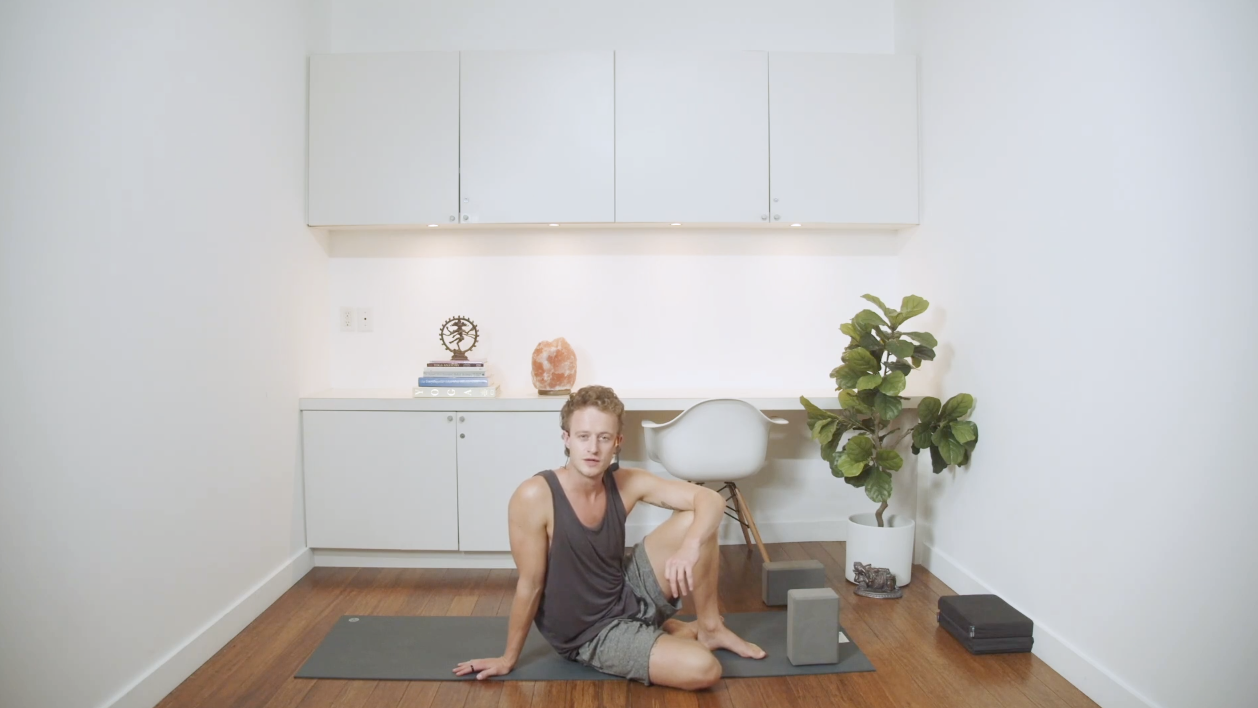 Seasonal Transitions Flow (60 min) - with Connor Roff