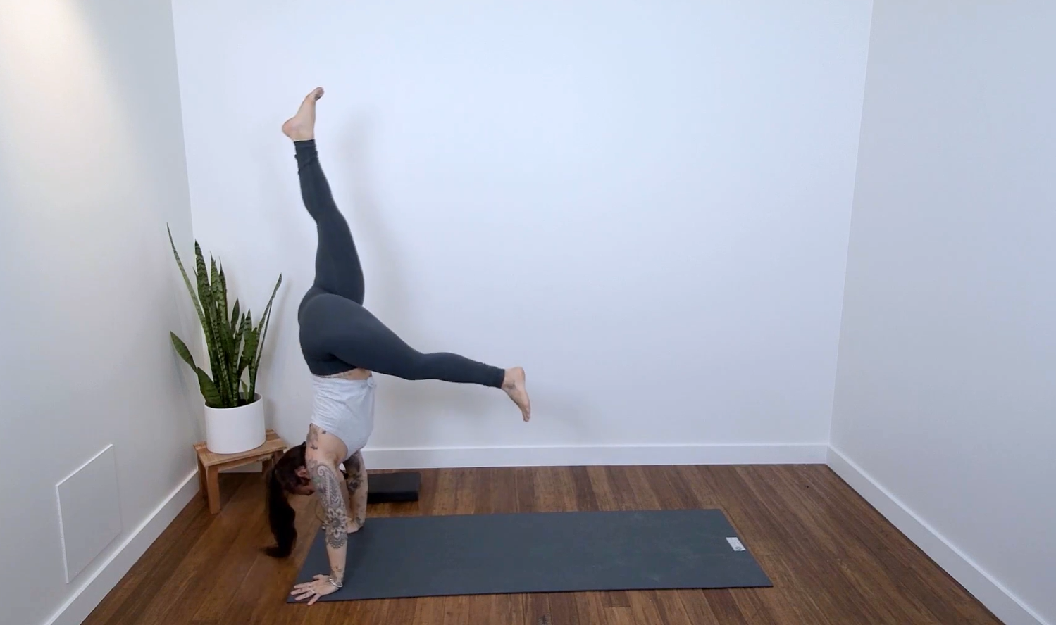 Live Replay: Strength & Stability Power (60 min) - with Crystal Rainbow Borrelli