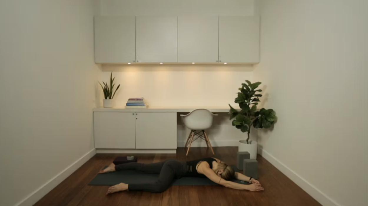 Live Replay: Hatha for Low Back Pain (60 min) - with Jayme Burke