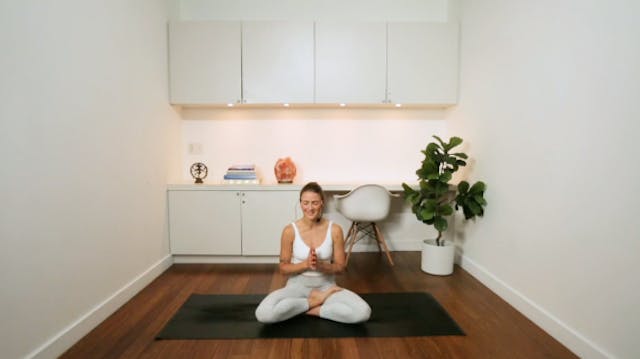 Energizing Sun Salutations (40 min) -...