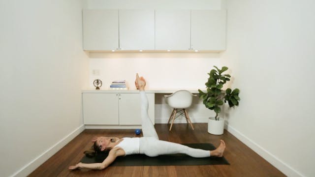 Pilates with Music (30 min) - with He...