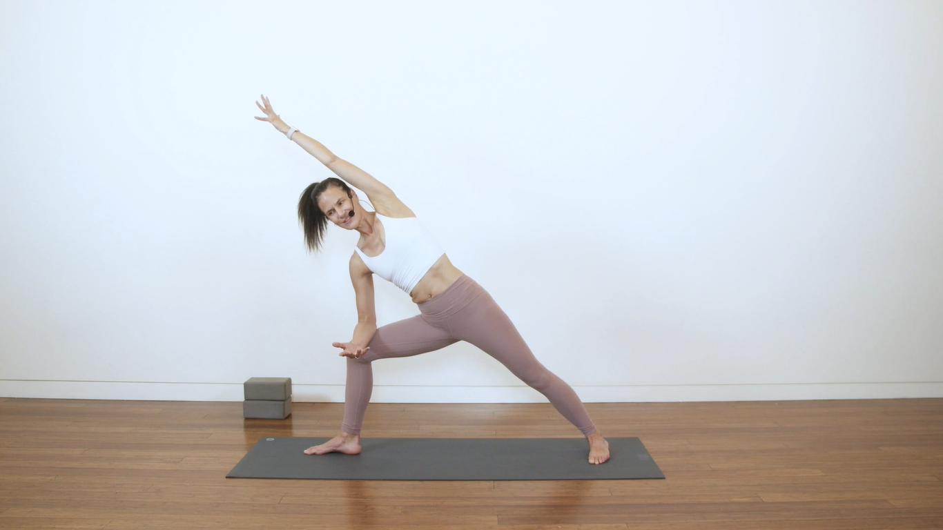 Gentle Flow to Support the Back (30 min) - with Jasmina Egeler
