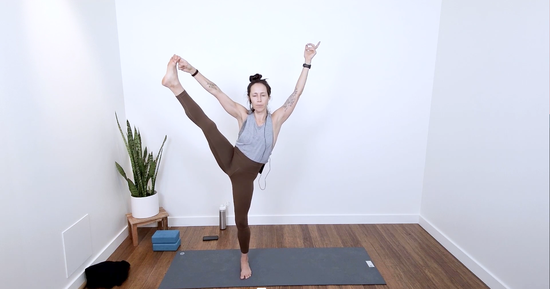 Live Replay: Evening Reflection Flow (60 min) - with Mari Dickey