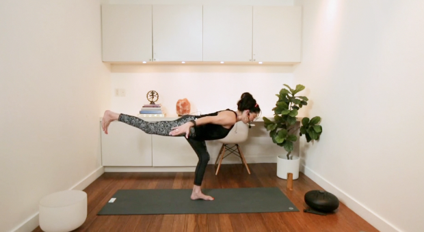 YHot Inspired Hatha (60 min) - with Hillary Keegan