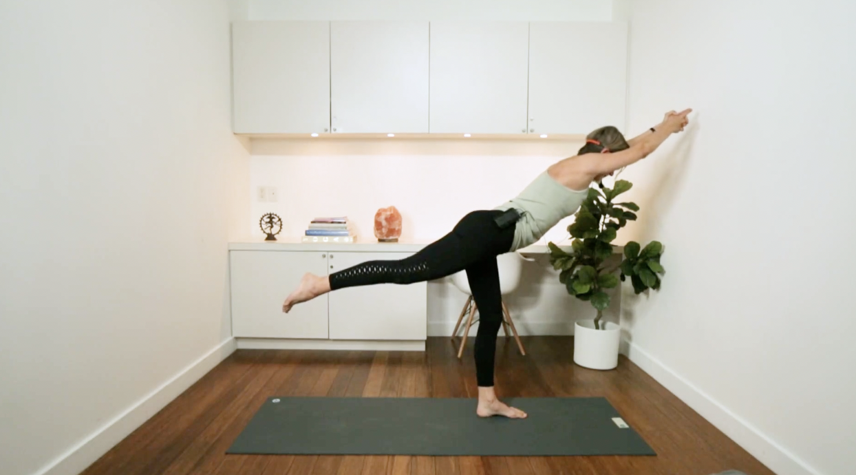 Solid & Centred Flow (55 min) - with Lisa Sanson