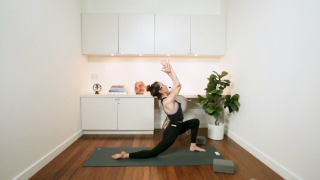  Hands Free Flow (55 min) - with Alison Klektau