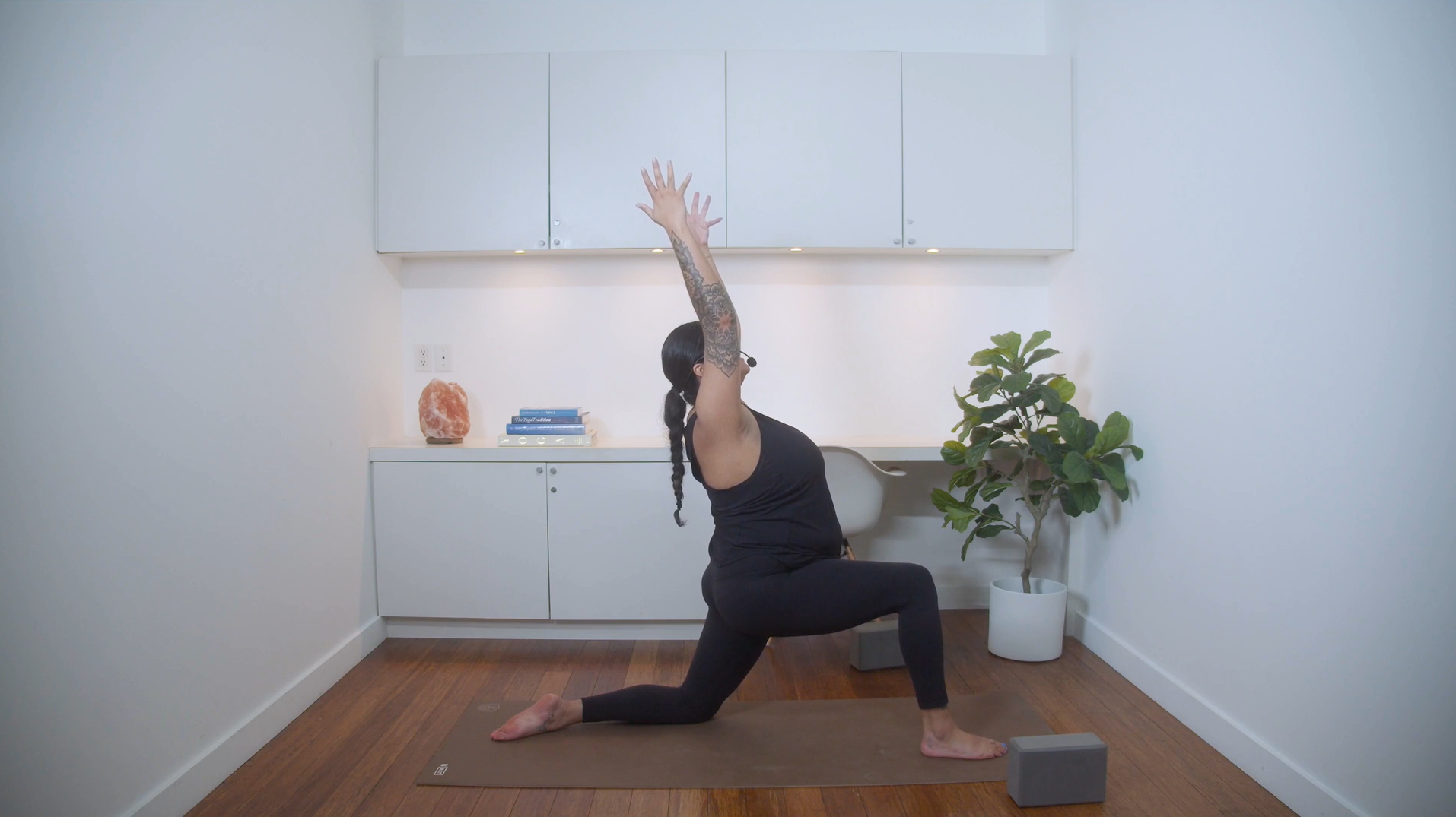Hatha Yoga to Recharge Your Battery (45 min) - with Aaliya Noorani