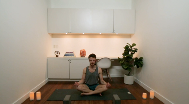 Candlelit Flow (60 min) - with Connor Roff