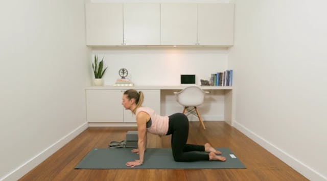 Hatha Yoga: Morning Practice for Begi...