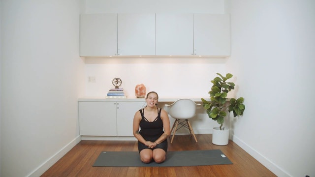 Beginner's Pilates (30 min) - with Kyra Morrison
