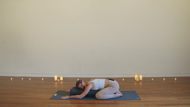 Candlelit Yin for Stress Release (30 min) - with Ashley Levii