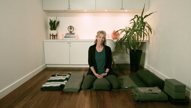 Restorative Yoga for Emotional Distress (50 min) – with Annabel Kershaw