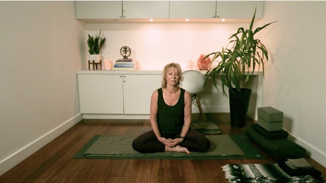 Restorative Yoga for Anxiety (40 min) – with Annabel Kershaw
