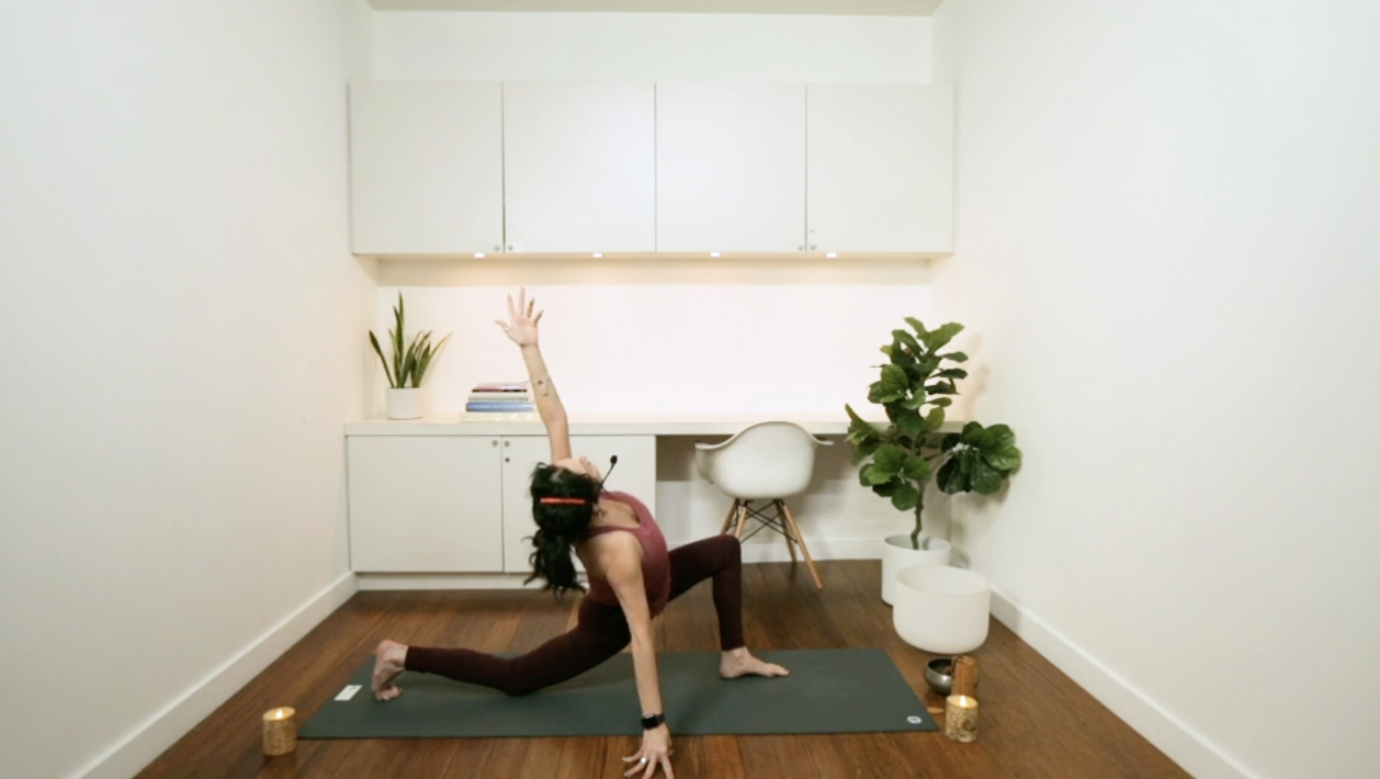 All Levels Hatha Yoga (35 min) - with Hillary Keegan