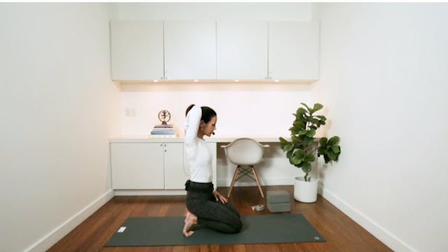 Yoga for Cyclists (35 min) - with Jas...