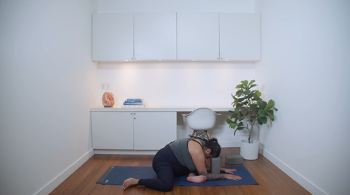 Wind Down Deep Stretch Hatha Yoga (30 min) — with Aaliya Noorani