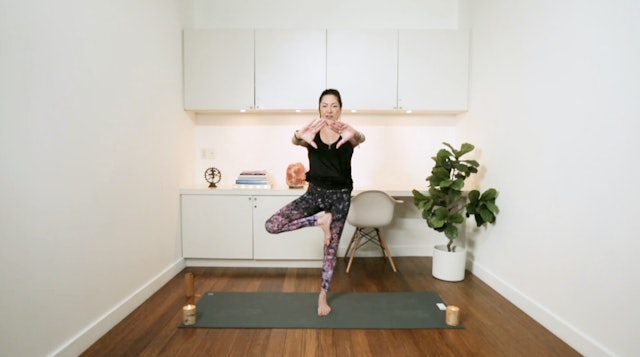 Mindful Hatha Yoga (45 min) - with Hillary Keegan