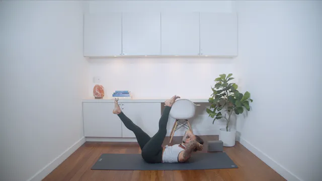 Pure Passion Power Yoga (45 min) - wi...