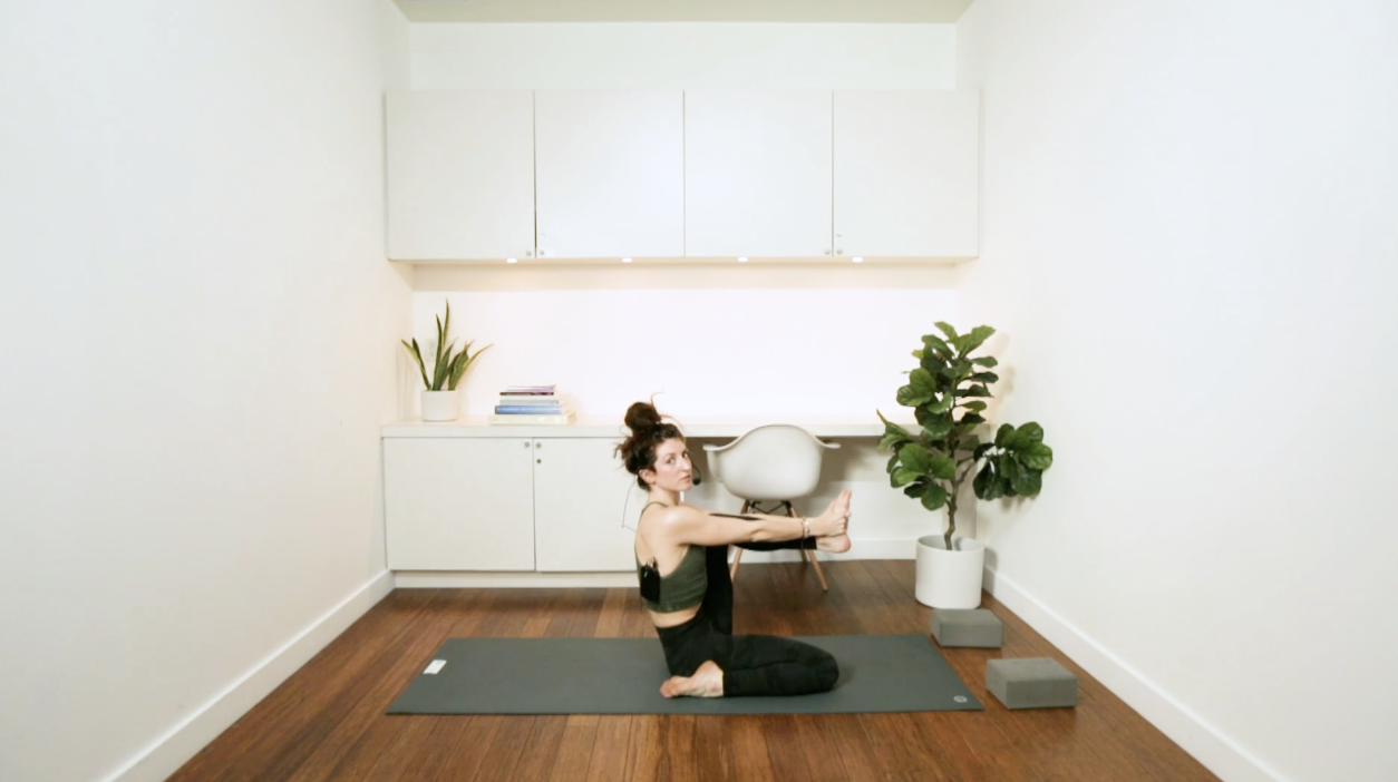 Power & Chill (60 min) - with Krystina Simes